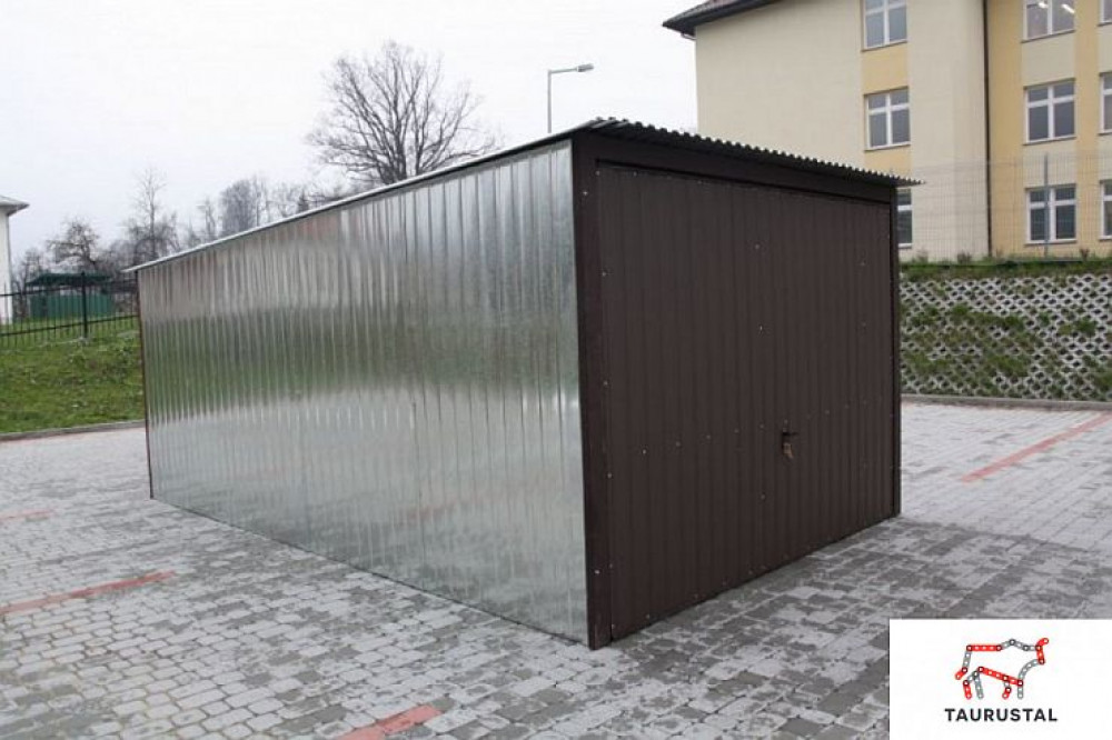Fertiggarage mit Schwingtor 3x5